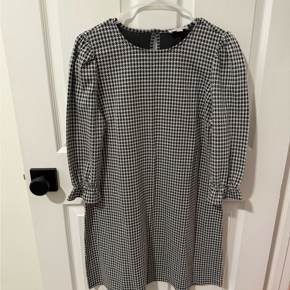 LOFT Black and White Houndstooth Dress